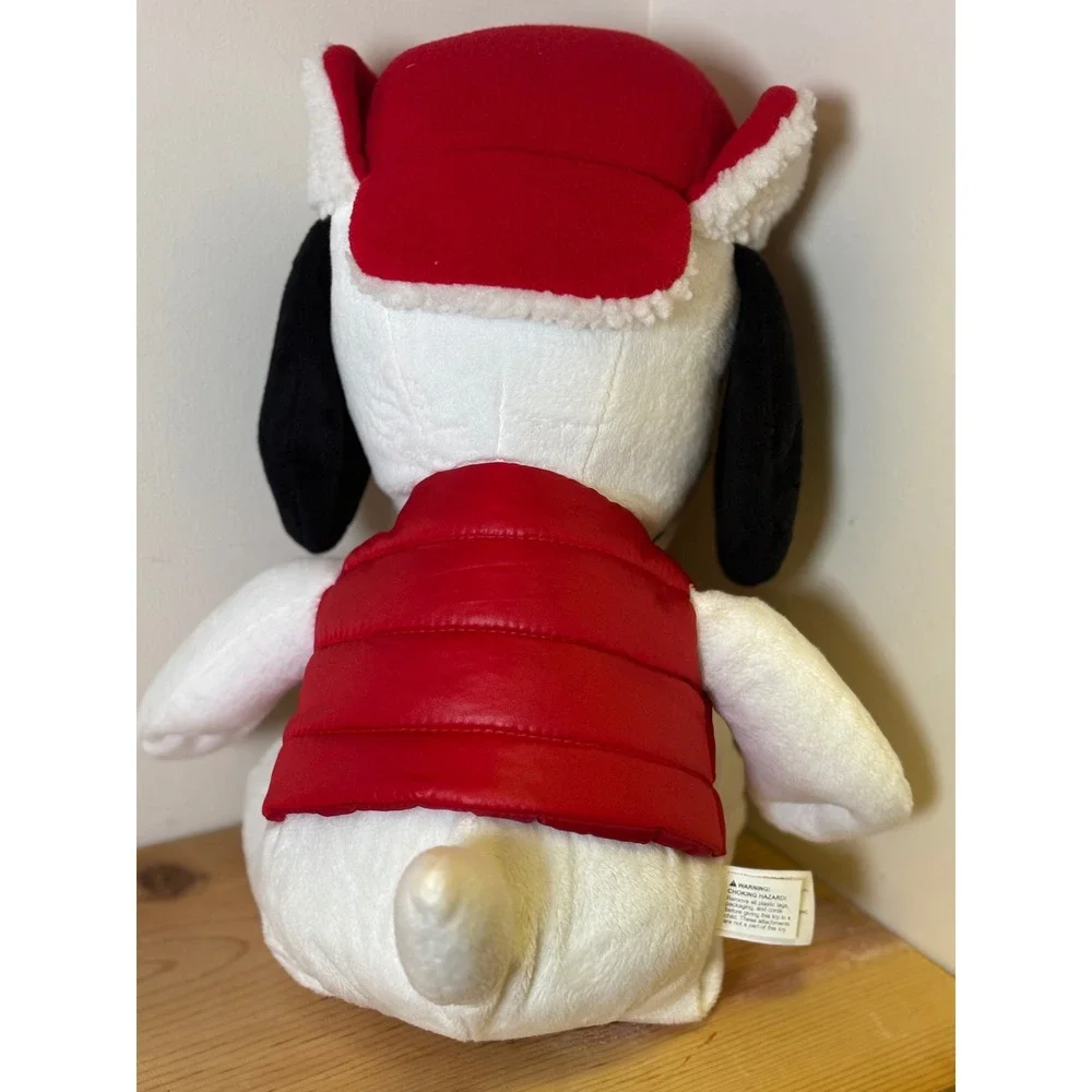 Peanuts Snoopy Macy's Holiday‎ 2015 Plush Toy Red Vest Winter Hat